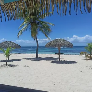 Kukumi's Anse Des Rochers Saint-Francois (Grande-Terre)